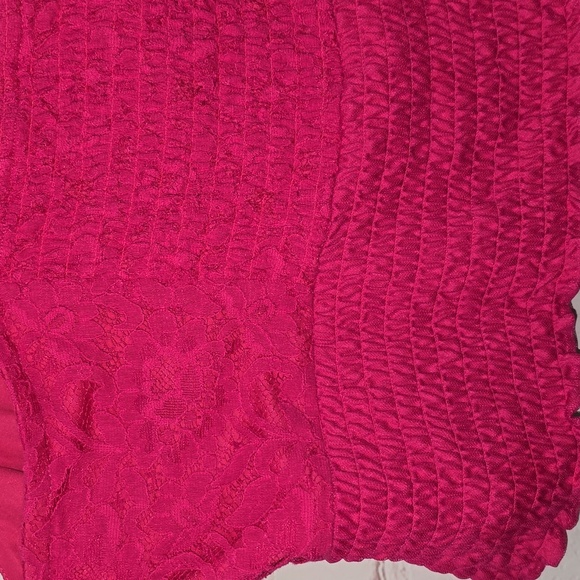 Torrid Lace Print Smocked Crop Top Pink Peacock Womens Size 4x NWT - Picture 9 of 12